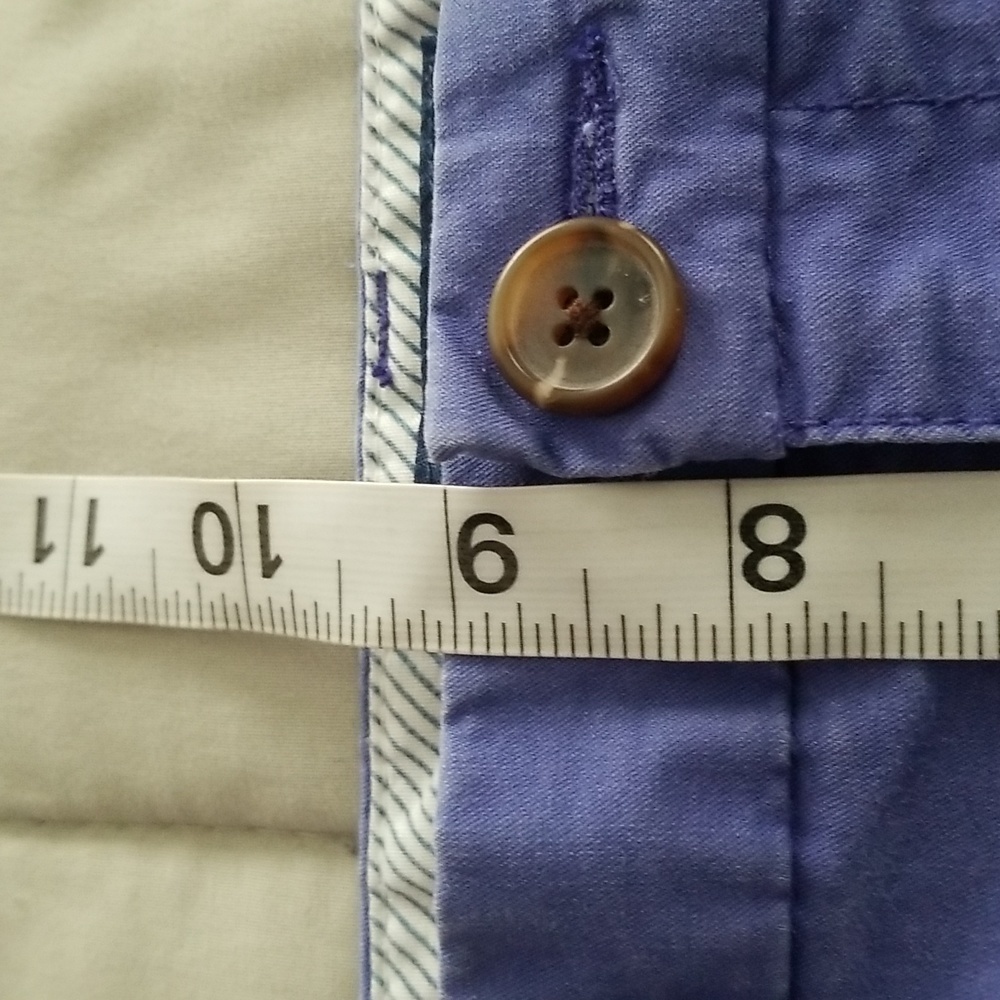Old Navy Everyday Shorts - Picture 12 of 13